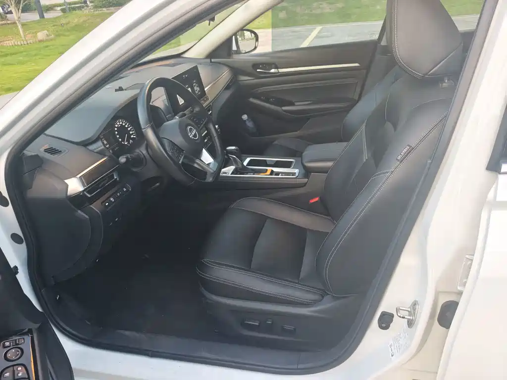 Nissan Teana — миниатюра 11