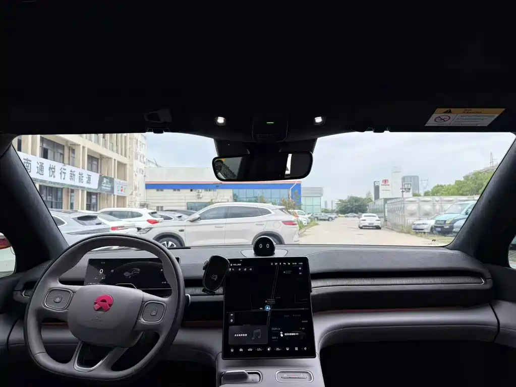 NIO EC6 — миниатюра 12