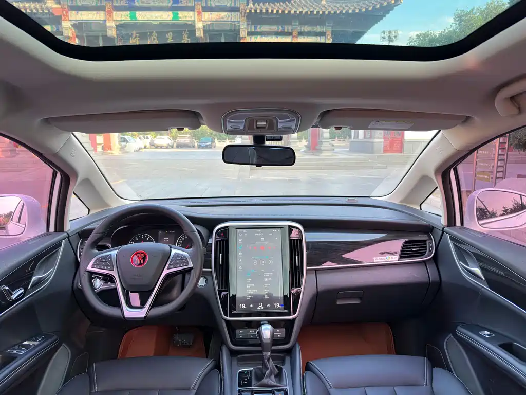 BYD Song MAX MAX 2017 1.5T AT Luxury 7 мест