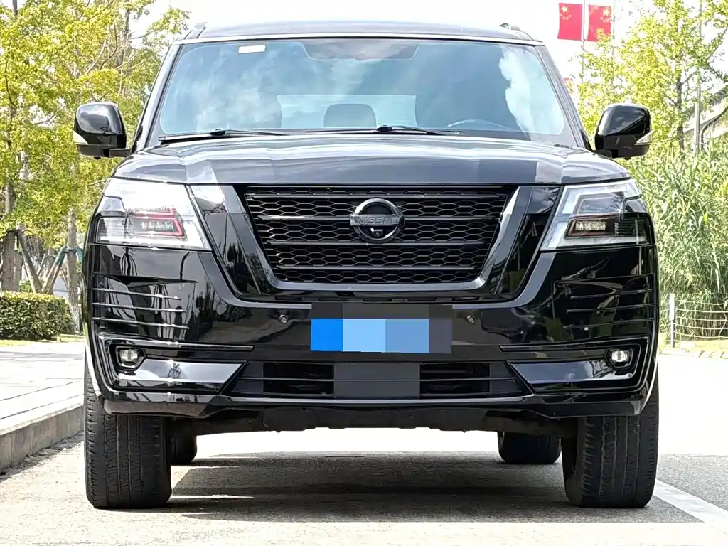 Nissan Patrol — миниатюра 2