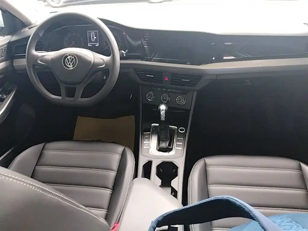 Volkswagen Bora 2021 1.5L AT Fashion Smart Connect