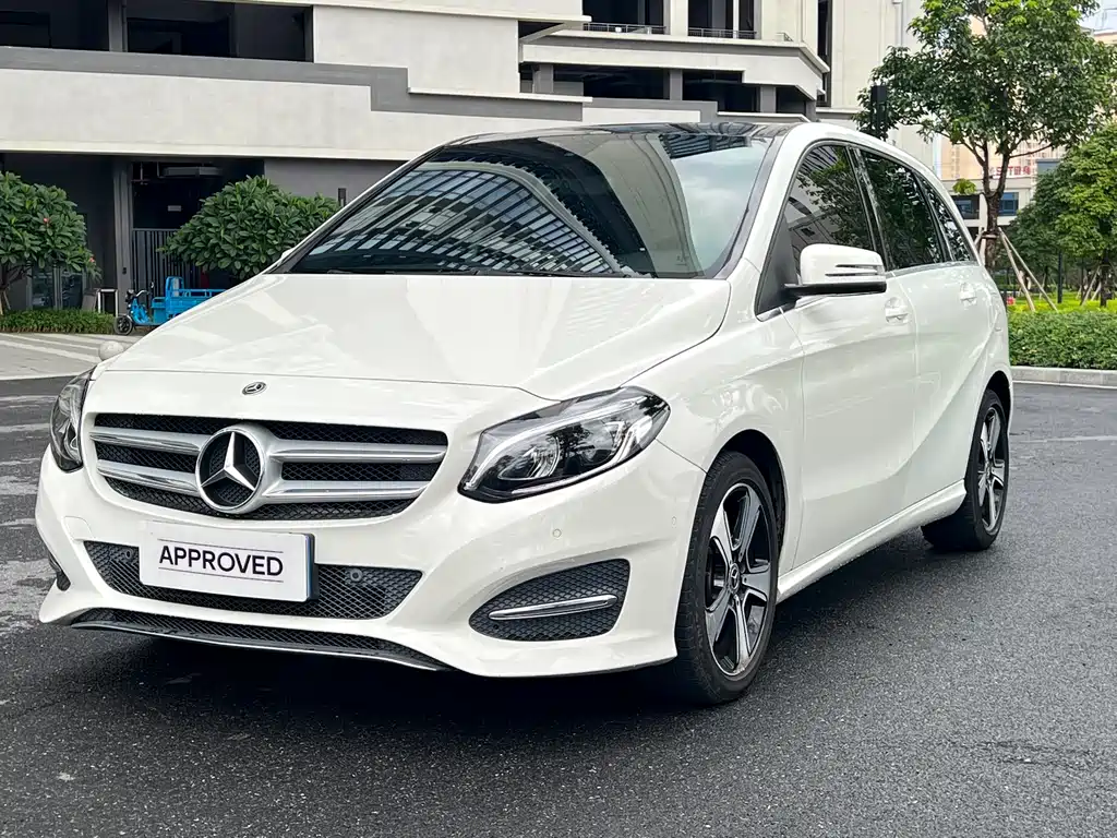 Mercedes-Benz B-Class 2017 B 200 Fashion Type