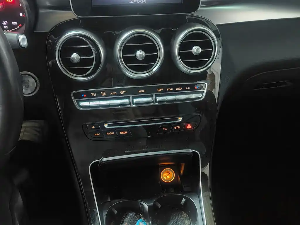 Mercedes-Benz GLC — миниатюра 13