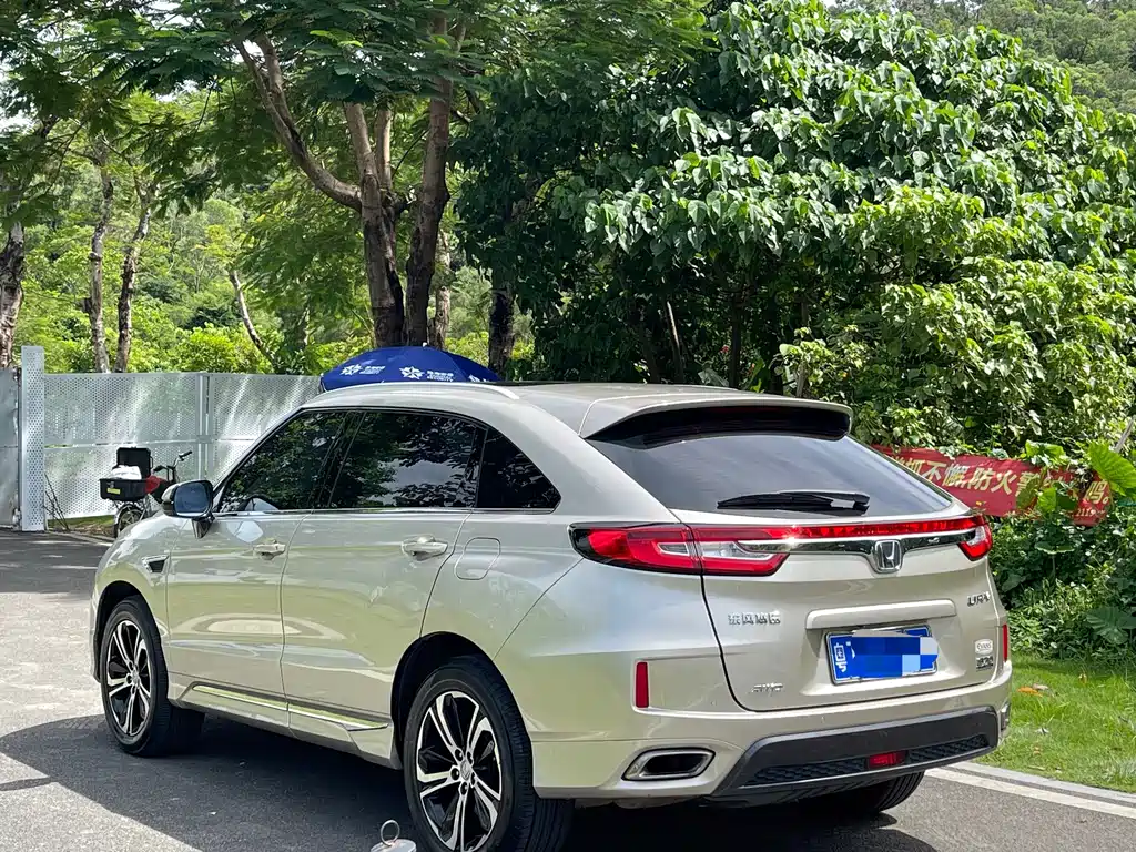 Honda UR-V — миниатюра 7