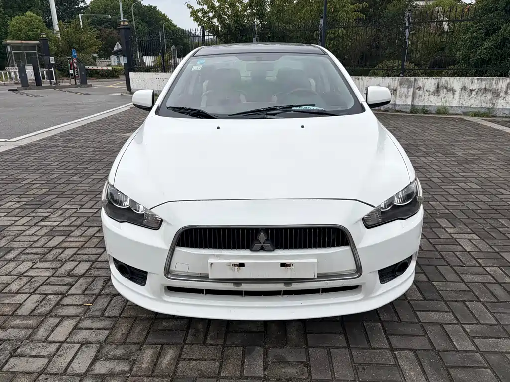 Mitsubishi Lancer EX — миниатюра 3