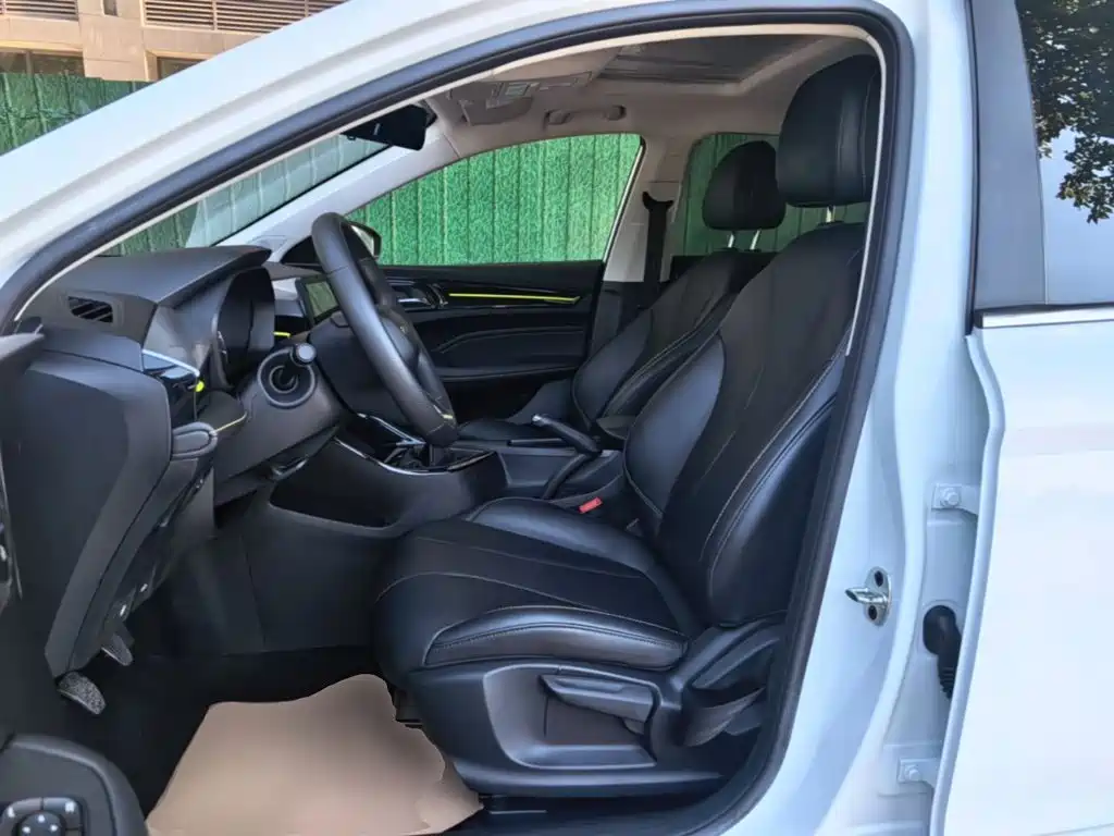 Roewe i5 — миниатюра 15