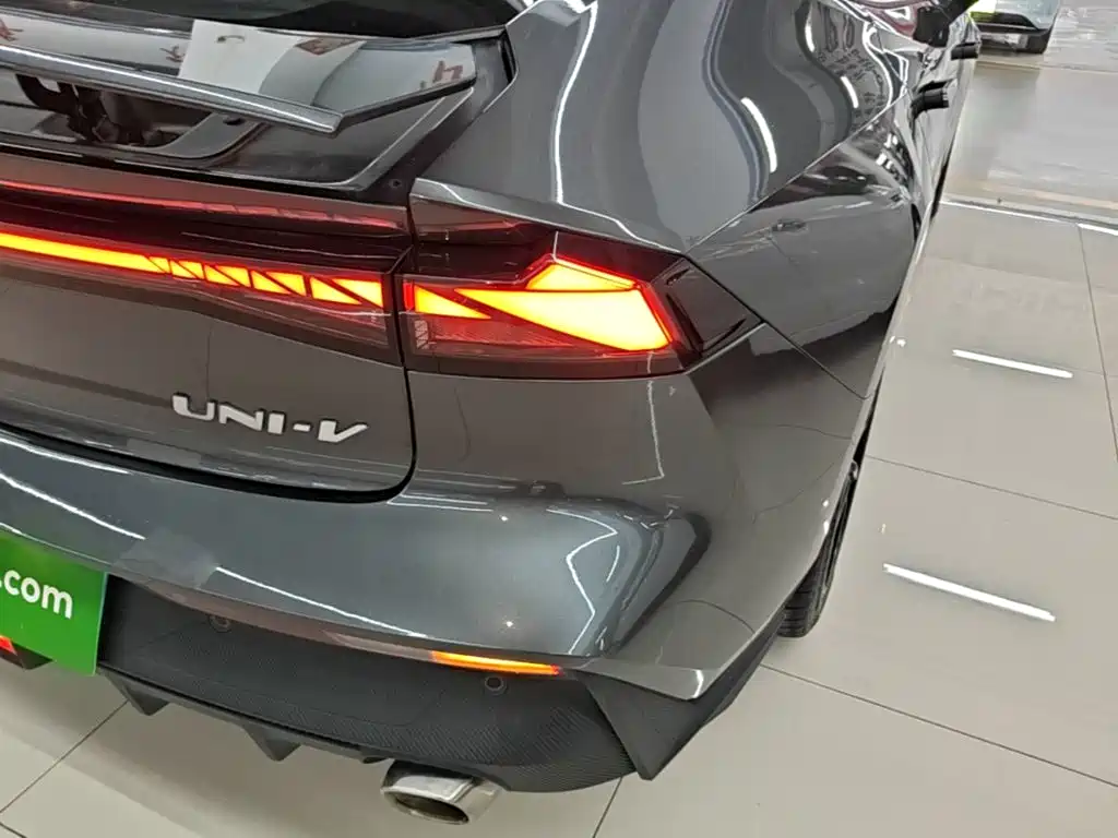 Changan UNI-V — миниатюра 8