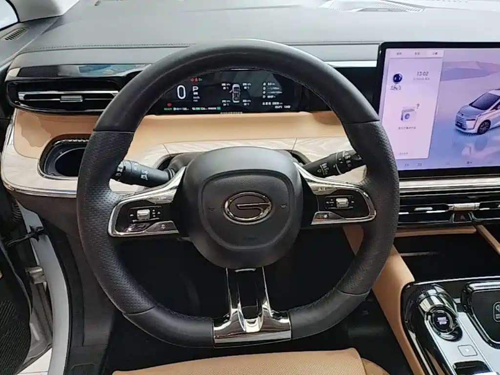 GAC Motor Trumpchi E8 PHEV — миниатюра 7