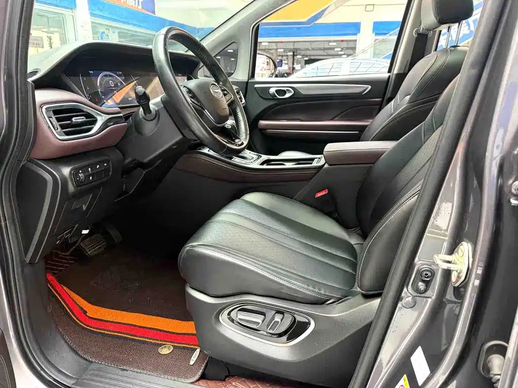 GAC Motor Trumpchi M6 — миниатюра 5