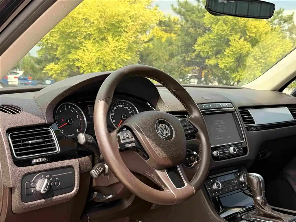 Volkswagen Touareg 2017 3.0TSI