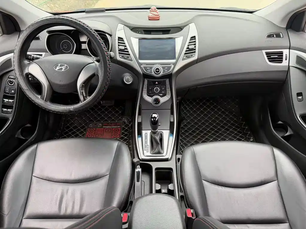 Hyundai Elantra Langdong — миниатюра 13