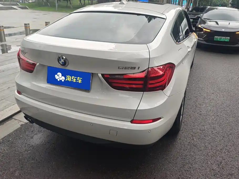 BMW 5 Series GT — миниатюра 3