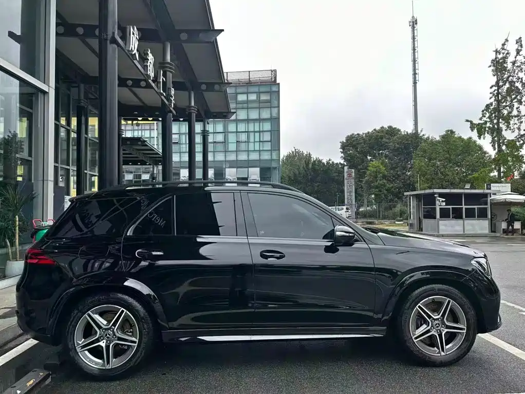 Mercedes-Benz GLE (Import) — миниатюра 5