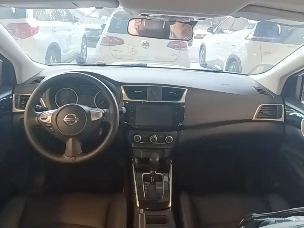 Nissan Sylphy — миниатюра 10