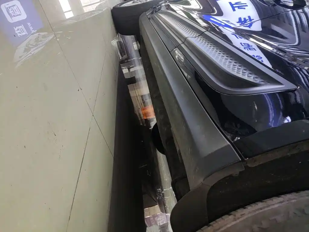 Porsche Macan — миниатюра 22