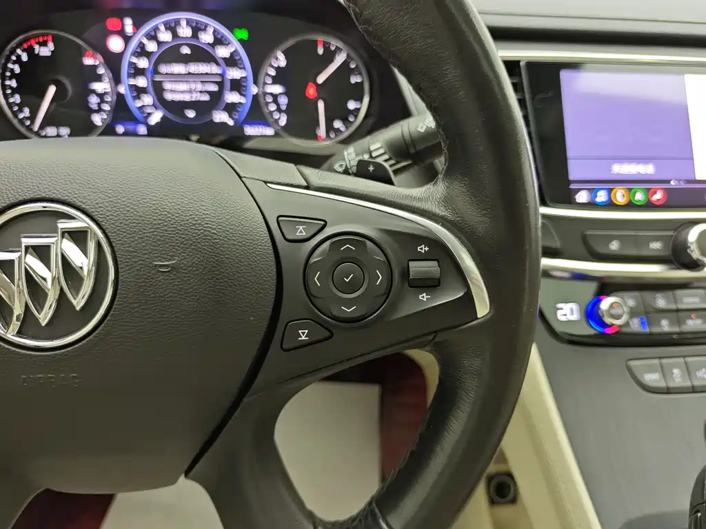 Buick LaCrosse — фотографии объявления, Фото 34