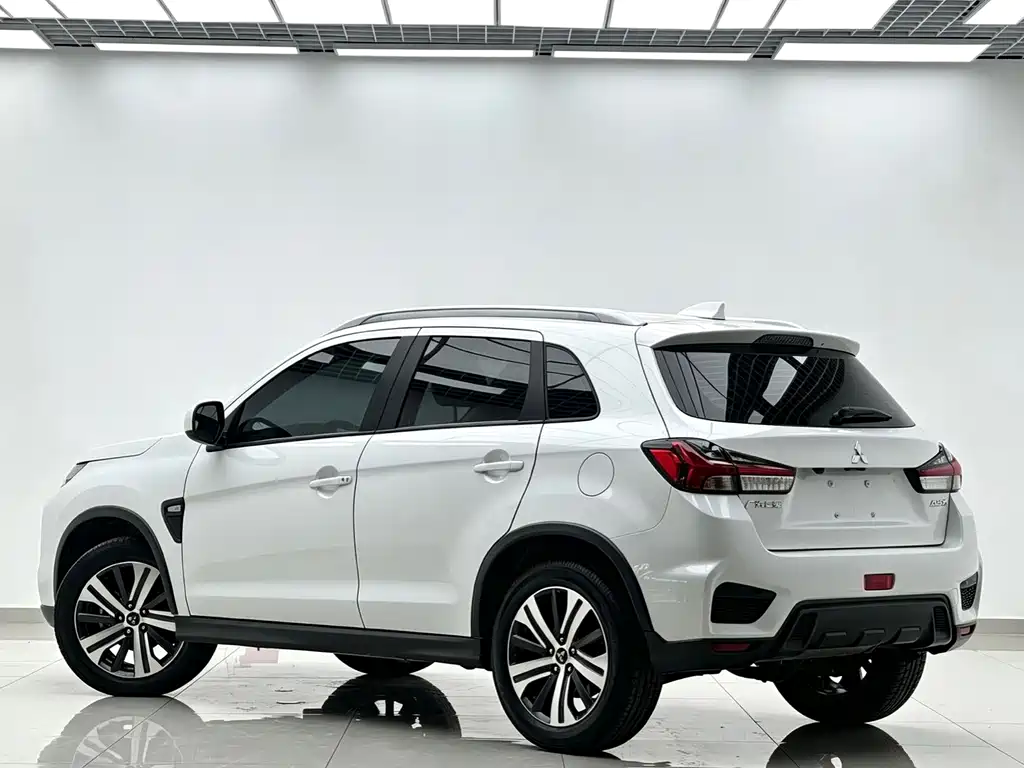 Mitsubishi ASX — миниатюра 3