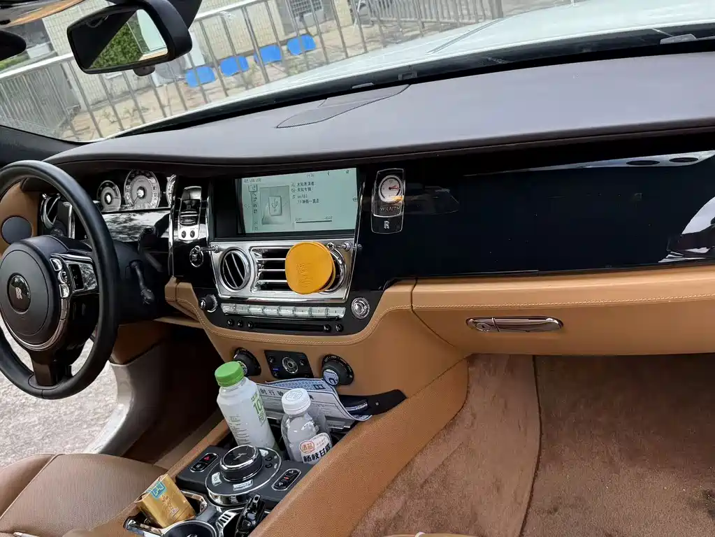 Rolls-Royce Wraith — миниатюра 6