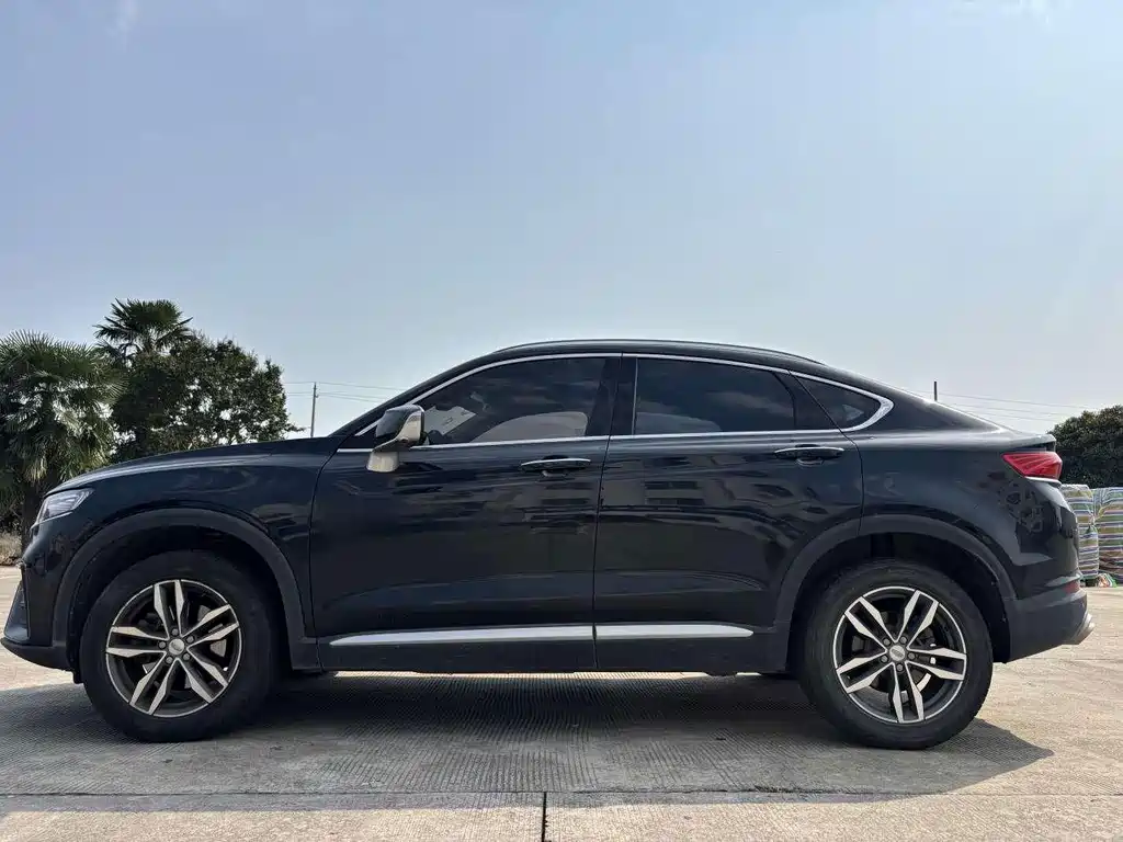 Geely Xingyue — миниатюра 2