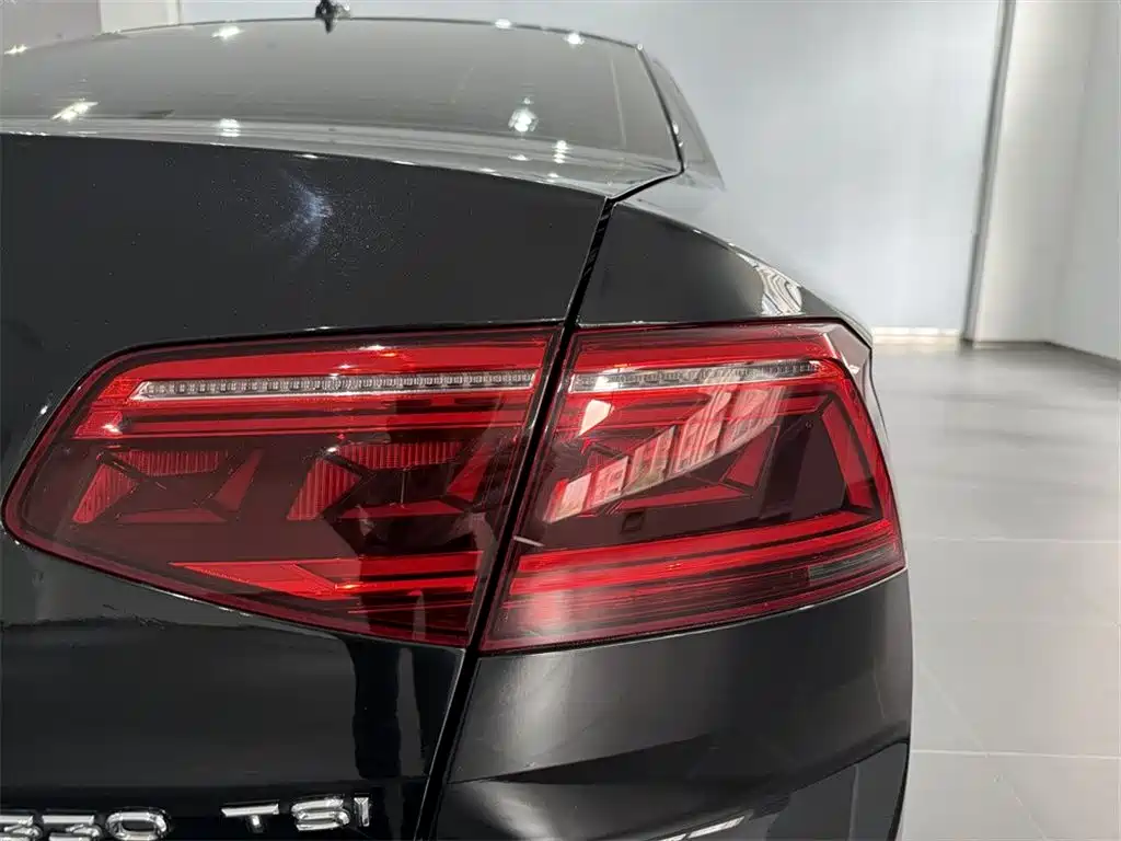 Volkswagen Magotan — миниатюра 13