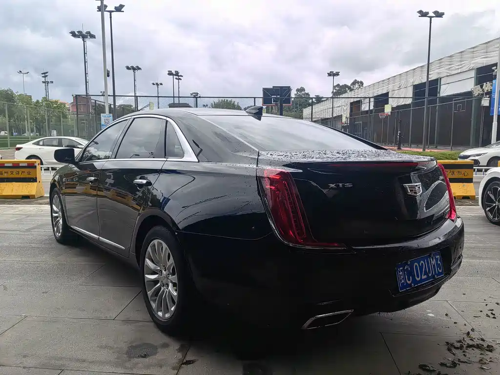 Cadillac XTS — миниатюра 5
