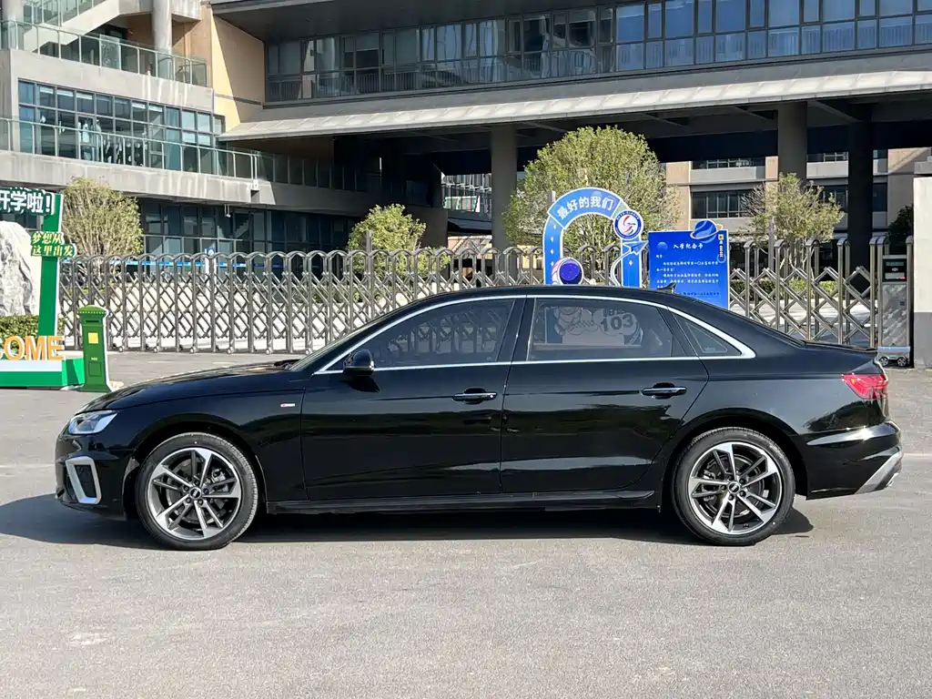 Audi A4L — миниатюра 8