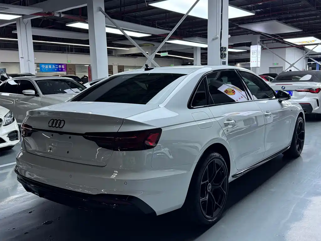 Audi A4L — миниатюра 14