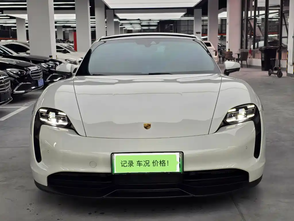 Porsche Taycan 2019 Taycan 4S