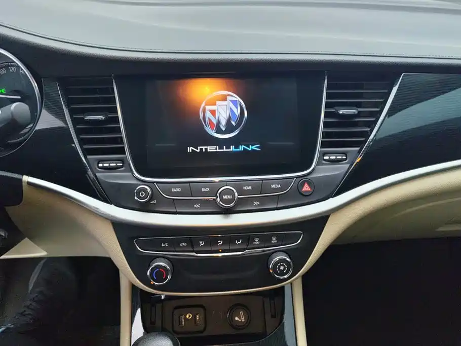 Buick Verano — миниатюра 13
