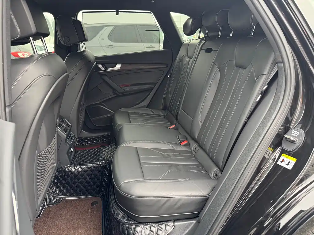Audi Q5L — миниатюра 18