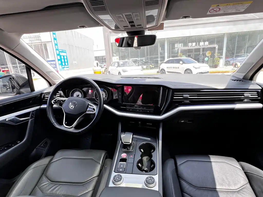 Volkswagen Touareg 2021 2.0TSI