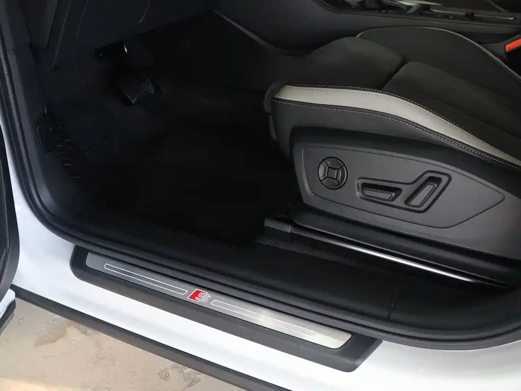 Audi Q3 — миниатюра 17