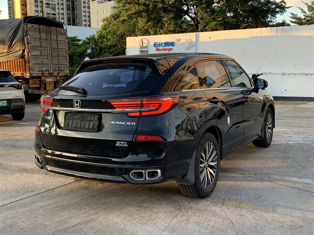 Honda Avancier — миниатюра 8