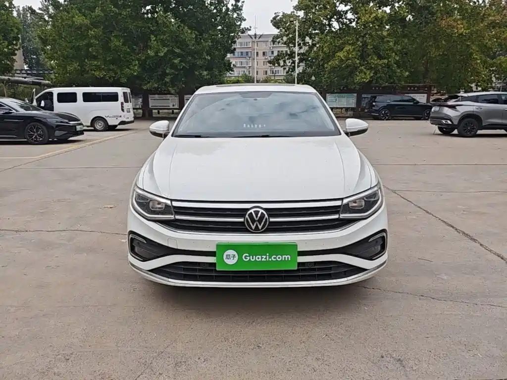 Volkswagen Bora — миниатюра 3