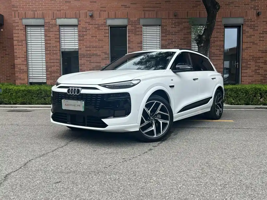 奥迪Q6L e-tron 2026款 首发领航版 2025
