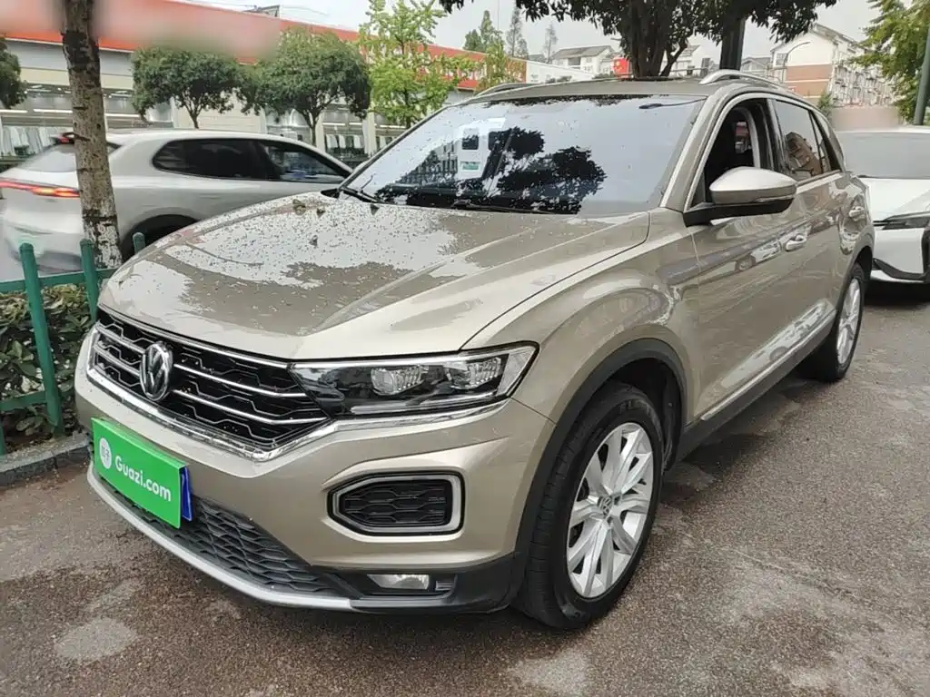 Volkswagen T-Roc — миниатюра 2