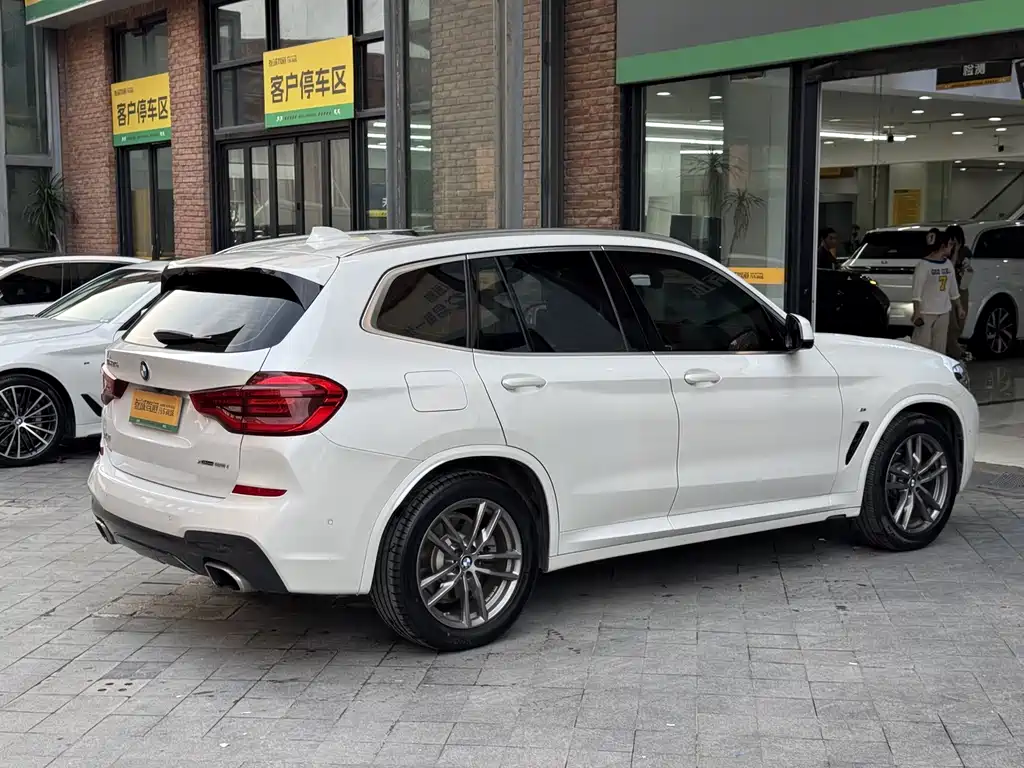 BMW X3 — миниатюра 7