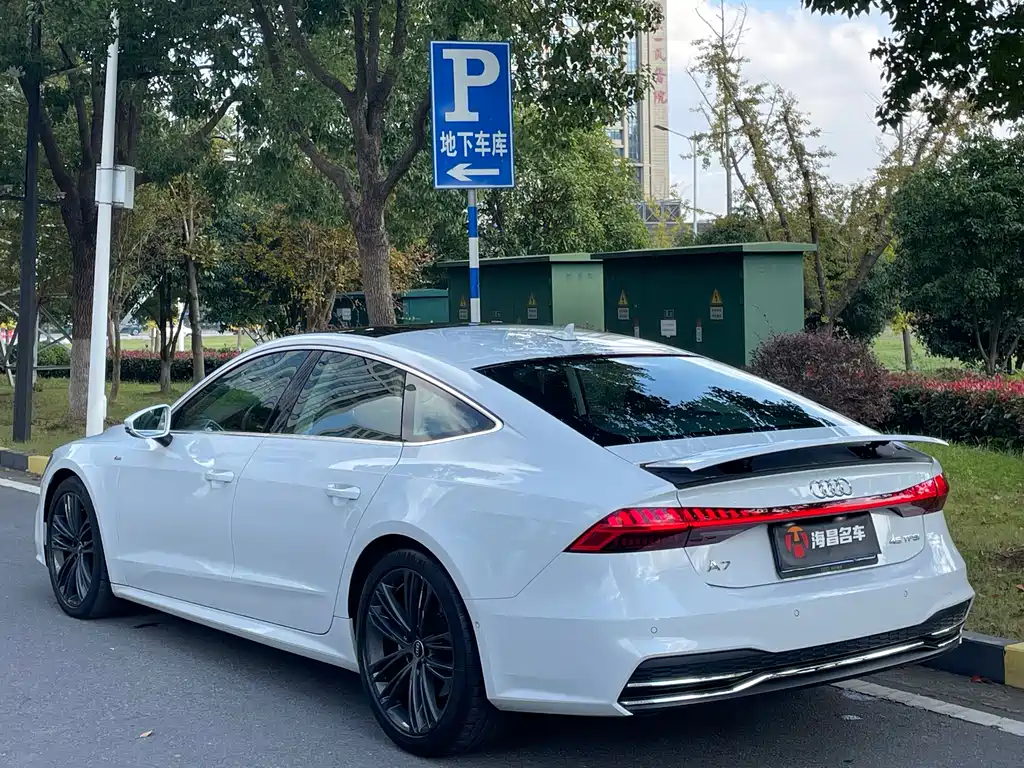 AUDI A7