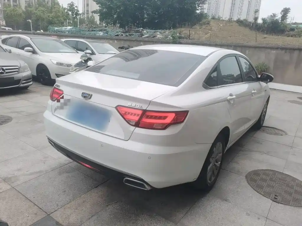 Geely Emgrand GL — миниатюра 7