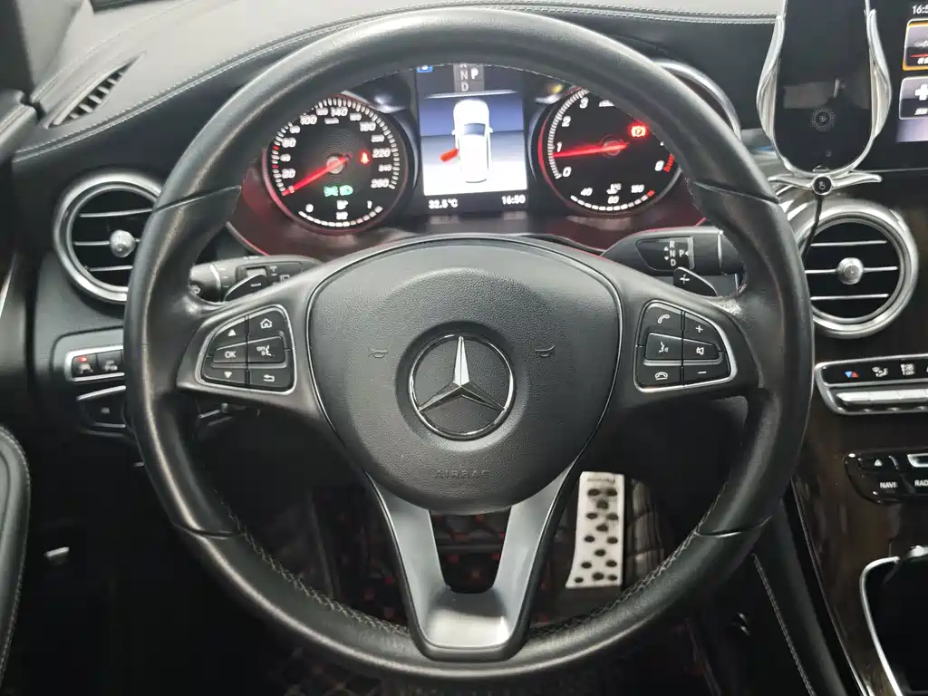 Mercedes-Benz GLC — миниатюра 11