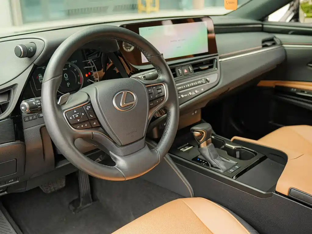 Lexus ES — миниатюра 9