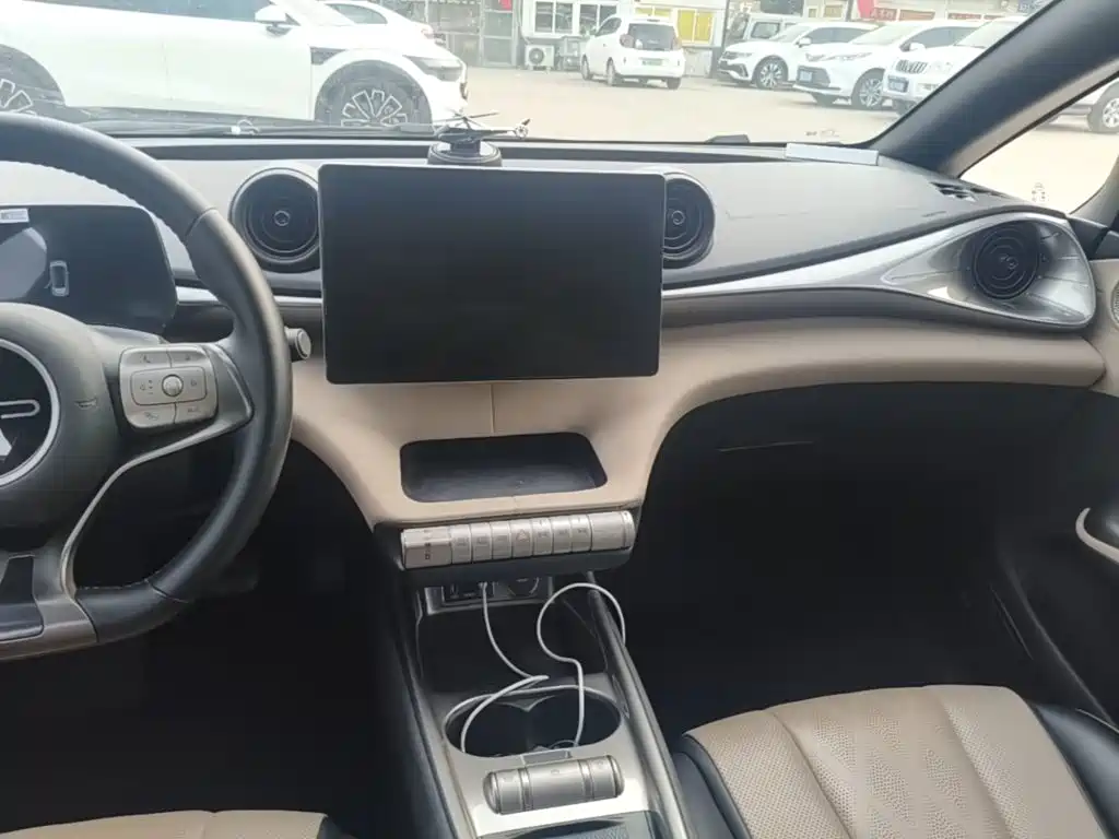BYD Dolphin — миниатюра 13