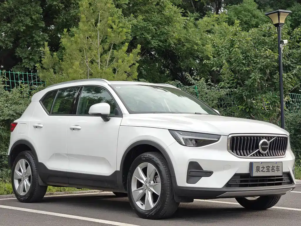 Volvo XC40 2023 B3 Fashion