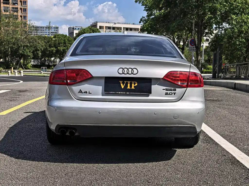 Audi A4L — миниатюра 9