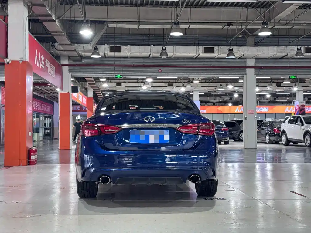 Infiniti Q50L — миниатюра 4