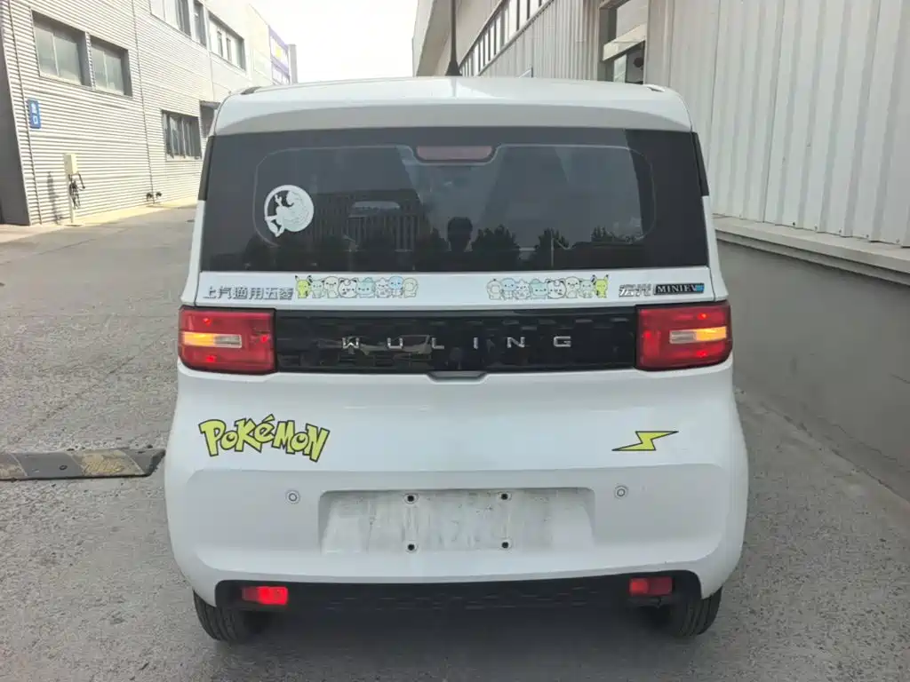 Wuling MINIEV — миниатюра 6
