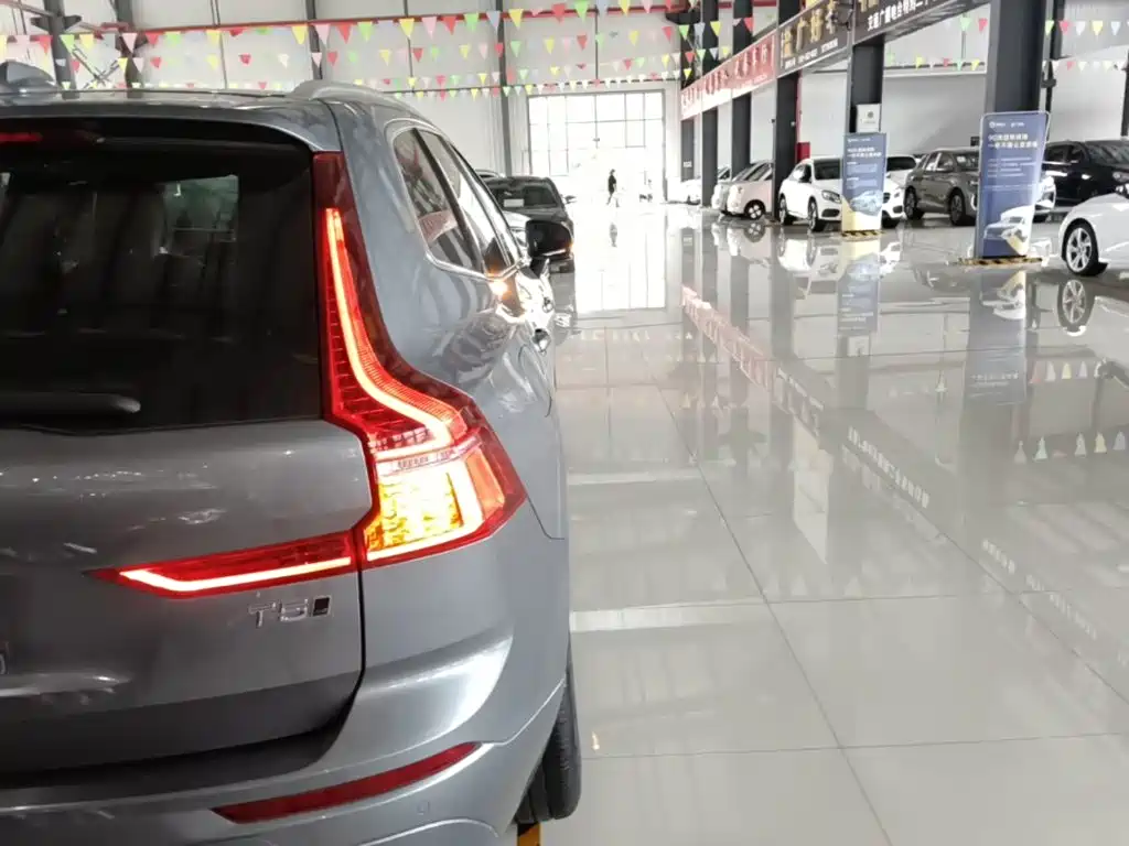 Volvo XC60 — миниатюра 8