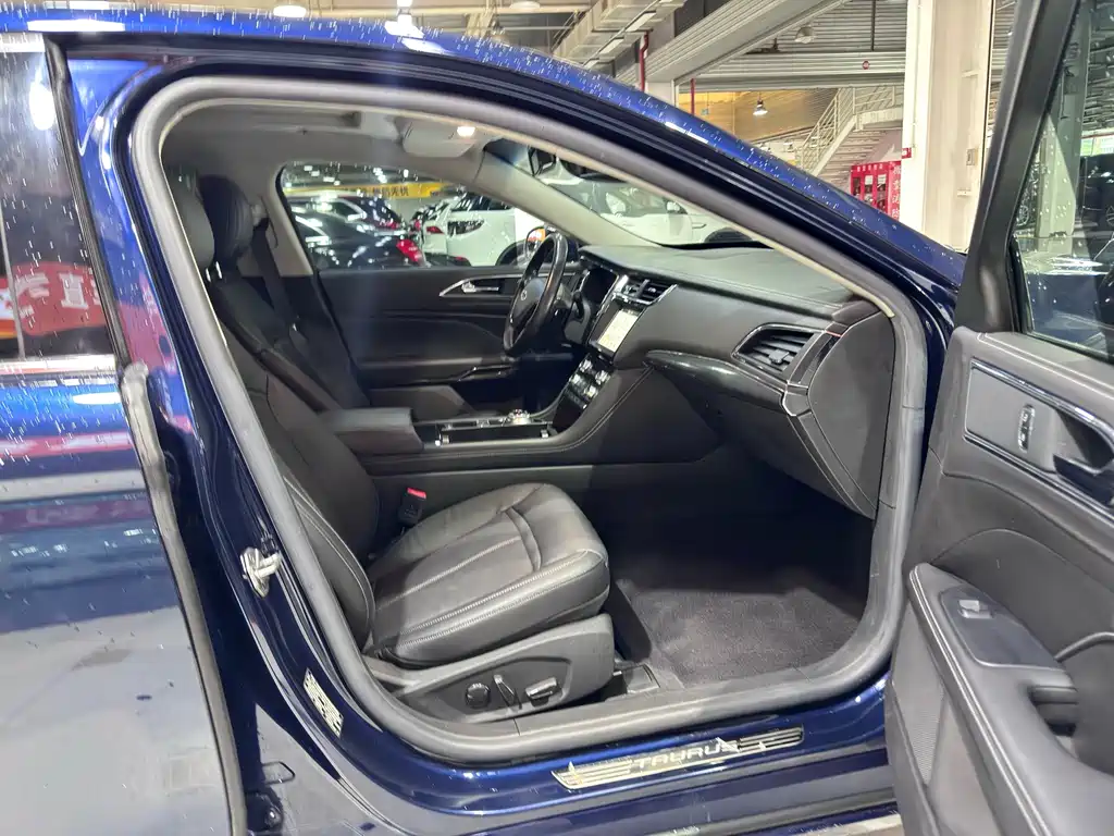 Ford Taurus — миниатюра 18