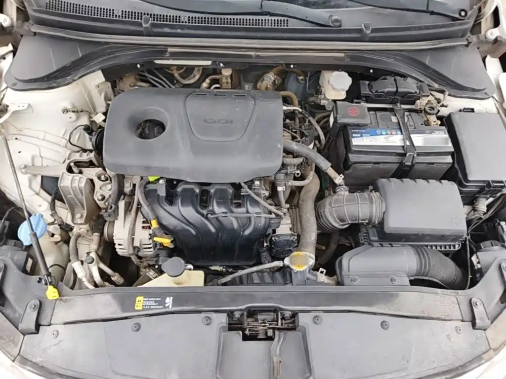 Hyundai Elantra — миниатюра 20