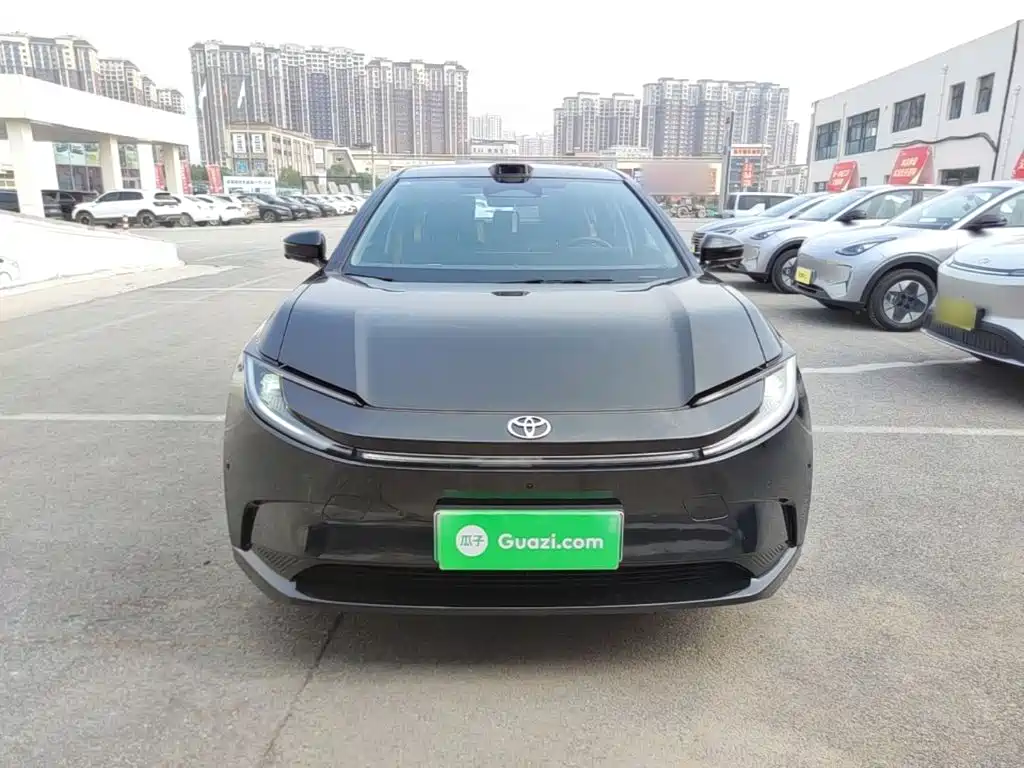 Toyota bZ5 — миниатюра 3